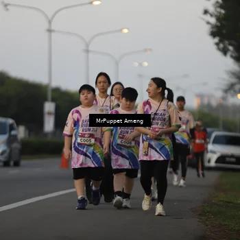 Runner Photo 6074474