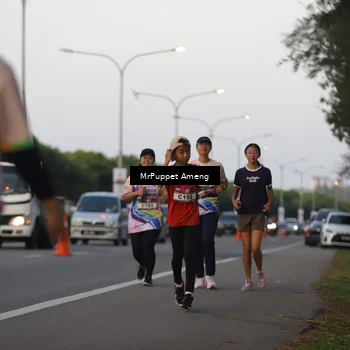 Runner Photo 6074496