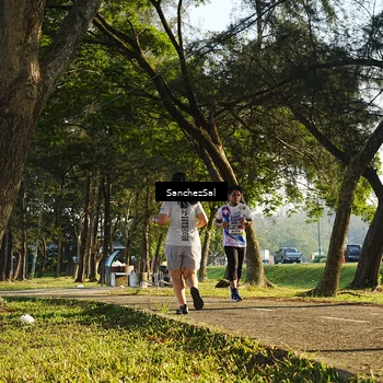 Runner Photo 6074509