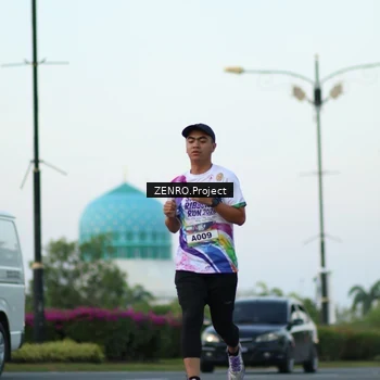 Runner Photo 6074659