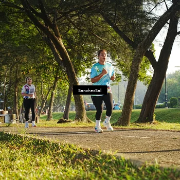 Runner Photo 6074715