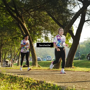 Runner Photo 6074739