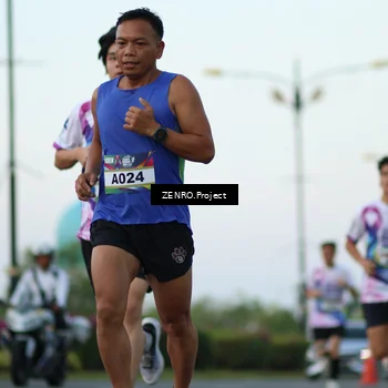 Runner Photo 6074918