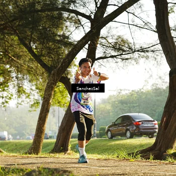 Runner Photo 6075000