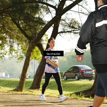 Runner Photo 6075091