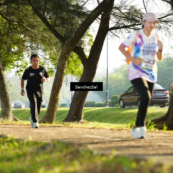 Runner Photo 6075277