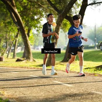 Runner Photo 6075420