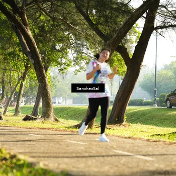 Runner Photo 6075430