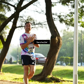 Runner Photo 6075471