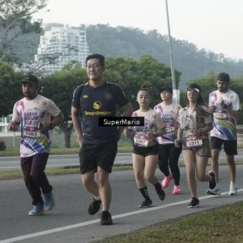 Runner Photo 6075543