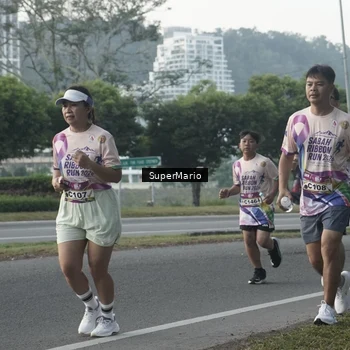 Runner Photo 6075659