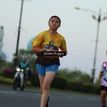 Runner Photo 6075667
