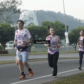 Runner Photo 6075676
