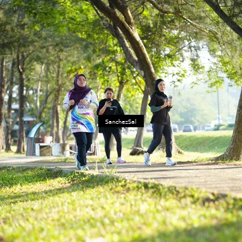 Runner Photo 6075905