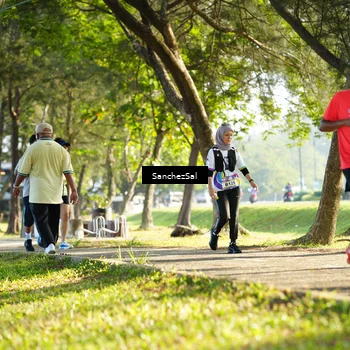 Runner Photo 6075972