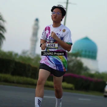 Runner Photo 6076035