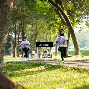 Runner Photo 6076044