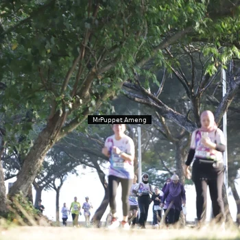 Runner Photo 6076050