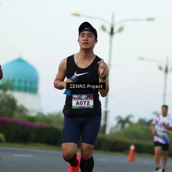 Runner Photo 6076059