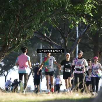 Runner Photo 6076068