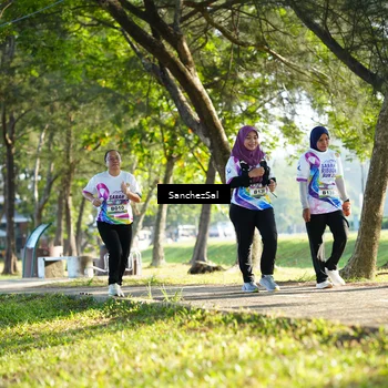 Runner Photo 6076075