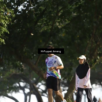 Runner Photo 6076136