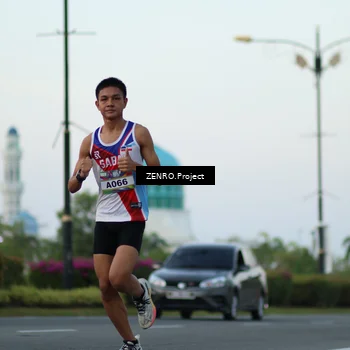 Runner Photo 6076210