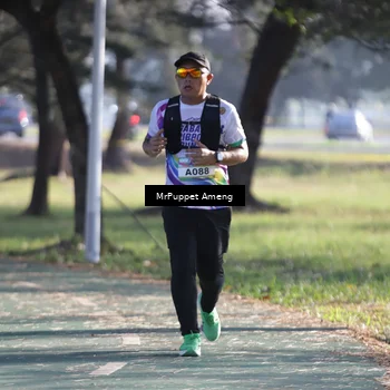 Runner Photo 6076243