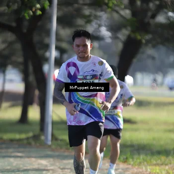 Runner Photo 6076266