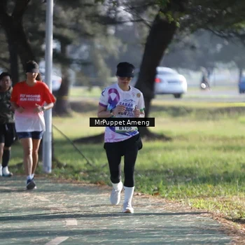 Runner Photo 6076285