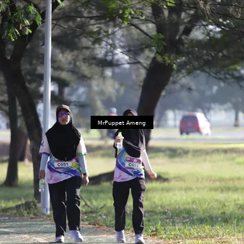 Runner Photo 6076309