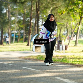 Runner Photo 6076318