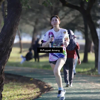 Runner Photo 6076339