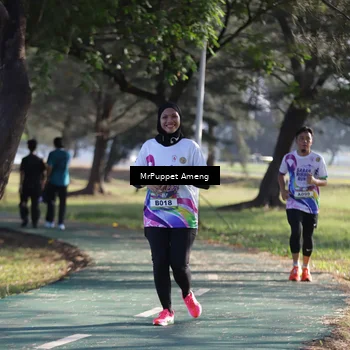 Runner Photo 6076354