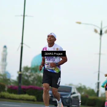 Runner Photo 6076368