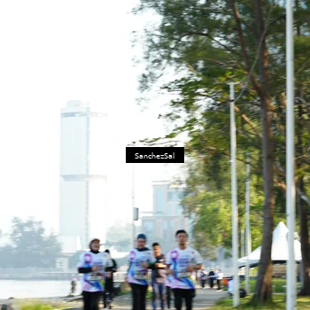 Runner Photo 6076369