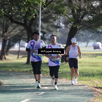 Runner Photo 6076373