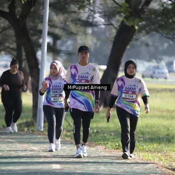Runner Photo 6076414