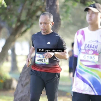 Runner Photo 6076432