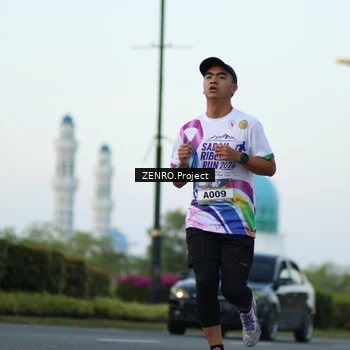 Runner Photo 6076444