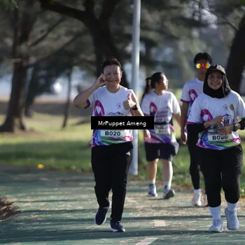 Runner Photo 6076452