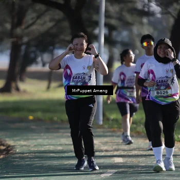 Runner Photo 6076462