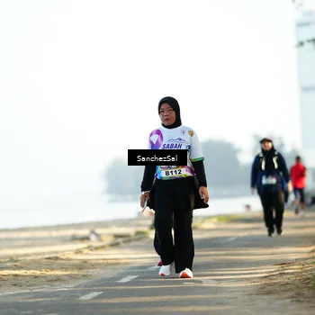 Runner Photo 6076463
