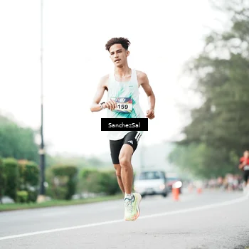 Runner Photo 6076507