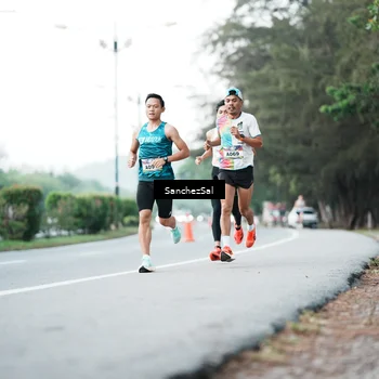 Runner Photo 6076518