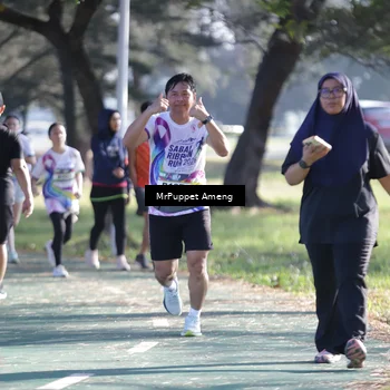 Runner Photo 6076550