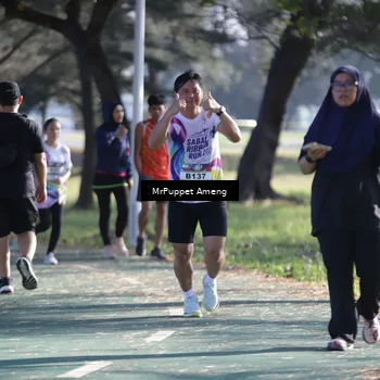Runner Photo 6076585