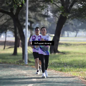 Runner Photo 6076589