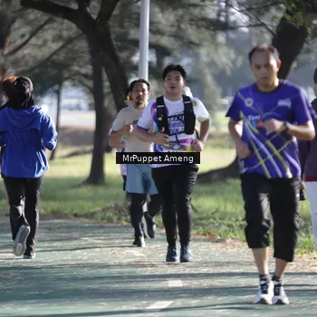 Runner Photo 6076678