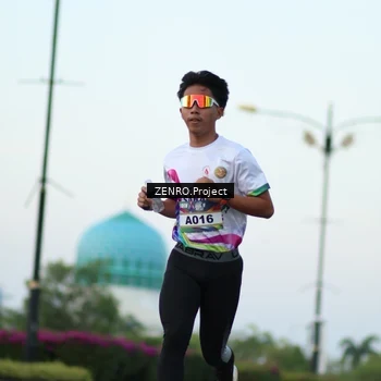 Runner Photo 6076691